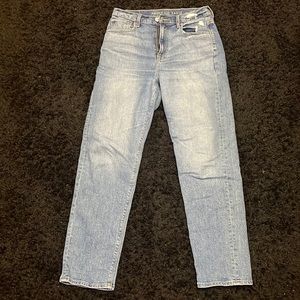 American Eagle 90s Boyfriend Jeans